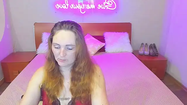 Snapshot of MagicEyess chatting on 02-06-26, 06:48 MagicEyess online show from 02-06-26, 06:48