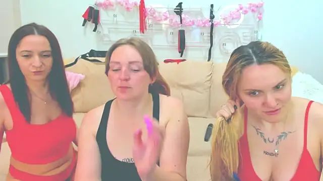 MagicEyess online show from 04-11-26, 06:43