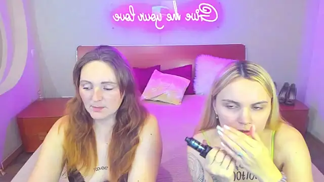 Snapshot of MagicEyess chatting on 02-09-26, 06:28 MagicEyess online show from 02-09-26, 06:28