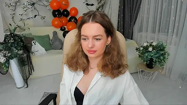 MiracleCurly online show from 10-29-25, 07:13