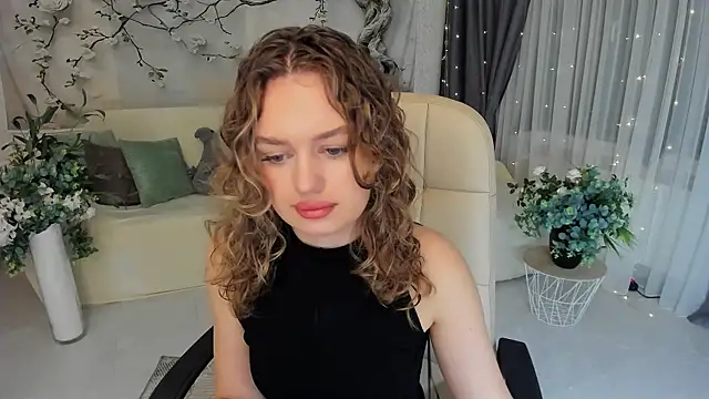 MiracleCurly online show from 10-27-25, 07:26