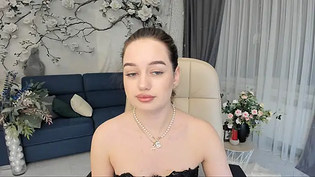 MiracleCurly online show from 02-04-26, 04:02