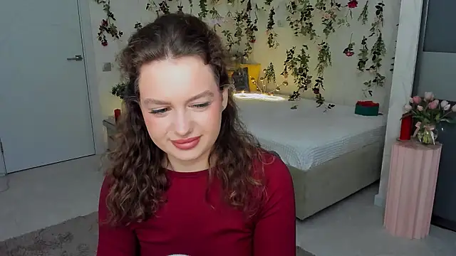 MiracleCurly online show from 04-05-26, 10:11