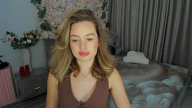 MiracleCurly online show from 09-08-25, 07:24