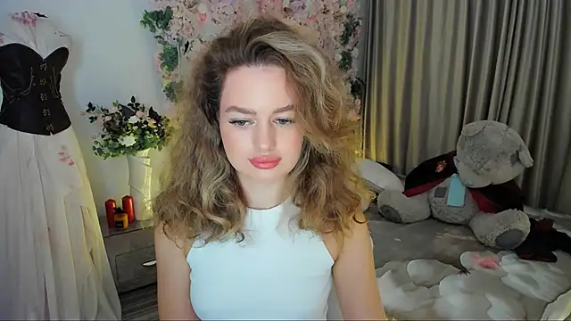 MiracleCurly online show from 11-07-25, 04:11