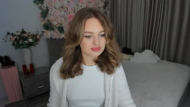 MiracleCurly online show from 10-07-25, 07:26