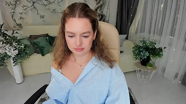 MiracleCurly online show from 09-14-25, 10:04