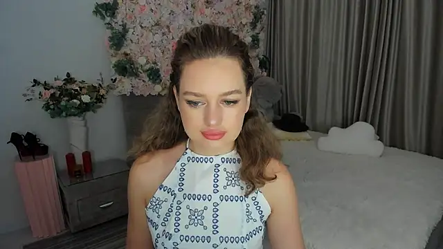 MiracleCurly online show from 10-03-25, 07:26