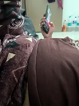 Snapshot of Ruby1Hot chatting on 11-03-25, 03:59 Ruby1Hot online show from 11-03-25, 03:59