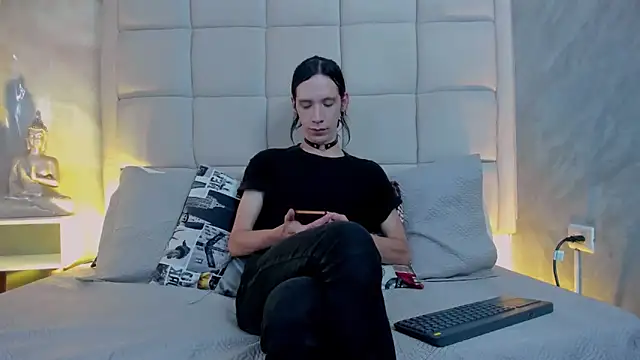 Hecatee 77 online show from 11-05-25, 08:01