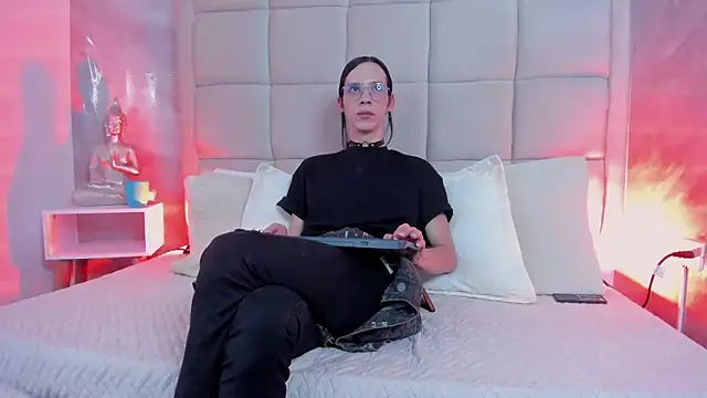 Hecatee 77 online show from 11-13-25, 07:51