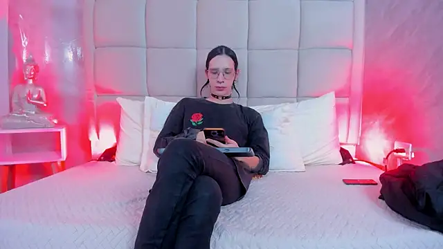 Hecatee 77 online show from 12-02-25, 07:48