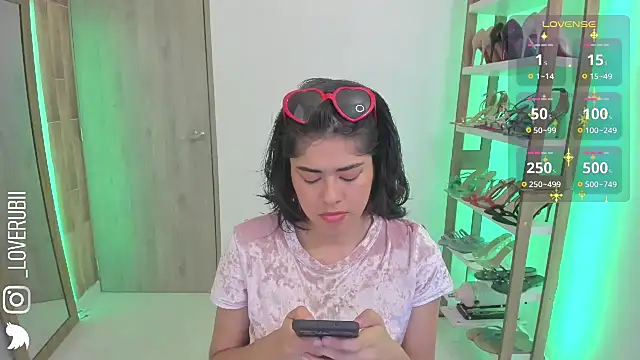 Snapshot of loverubii chatting on 01-31-26, 11:58 loverubii online show from 01-31-26, 11:58