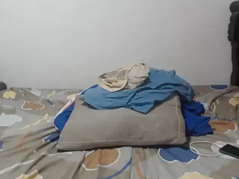 PONSE LATINO online show from 04-12-26, 02:09