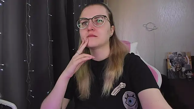 MissBrightShine online show from 04-01-26, 08:26