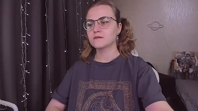 MissBrightShine online show from 10-31-25, 10:01