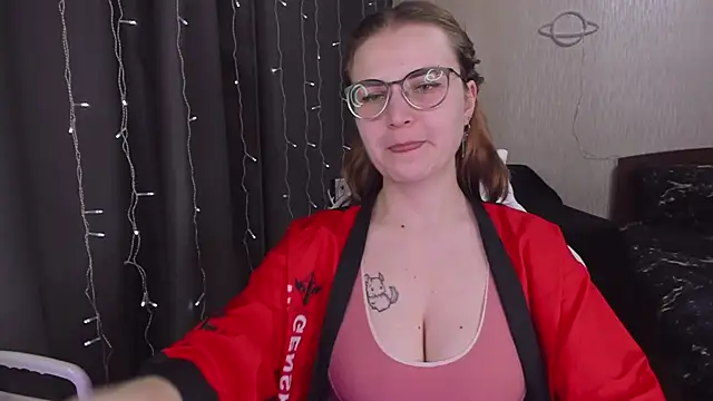 MissBrightShine online show from 03-19-25, 03:29