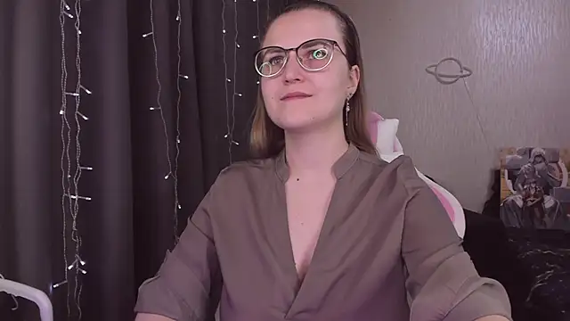 MissBrightShine online show from 10-25-25, 10:47