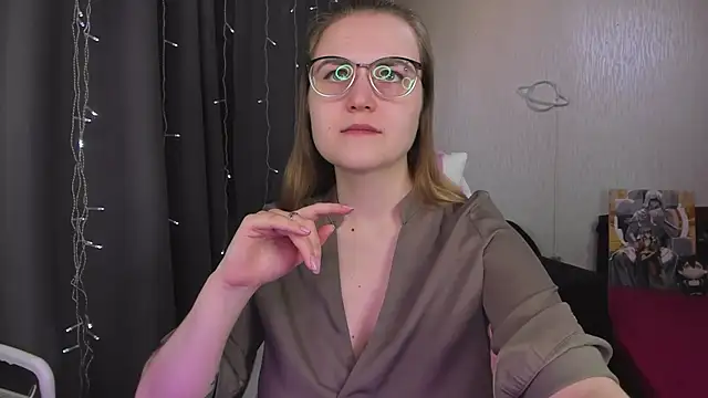 MissBrightShine online show from 02-14-26, 10:48