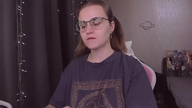 MissBrightShine online show from 11-09-25, 10:52