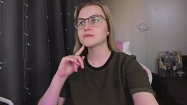 MissBrightShine online show from 03-30-26, 10:39