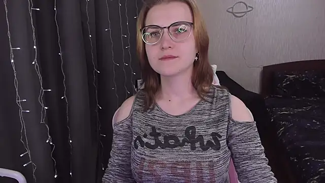 MissBrightShine online show from 03-18-25, 11:55