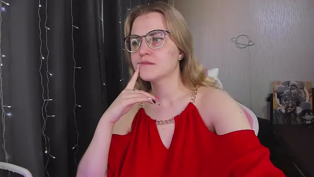 MissBrightShine online show from 04-08-26, 10:50