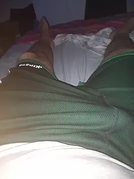 Snapshot of SouTarado69 chatting on 10-27-25, 05:08 SouTarado69 online show from 10-27-25, 05:08