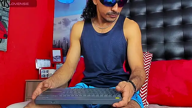 steffanxxll online show from 03-12-26, 09:41