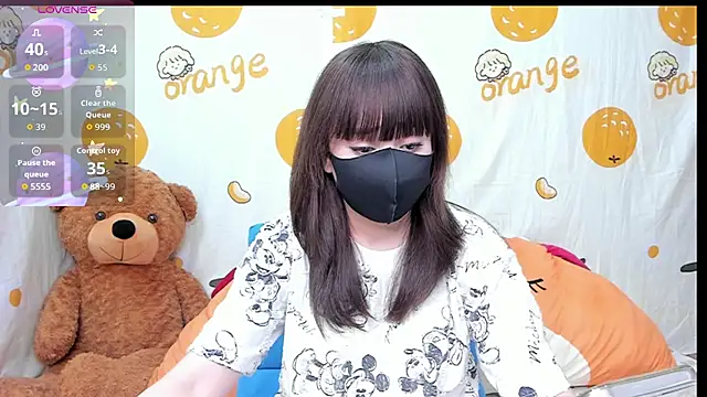 alonelove   online show from 10-17-25, 02:26