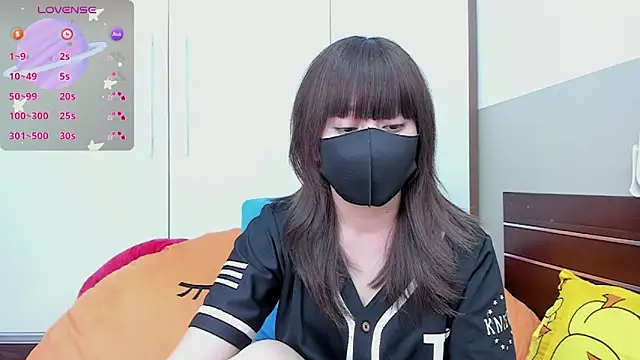 alonelove   online show from 10-03-25, 02:37