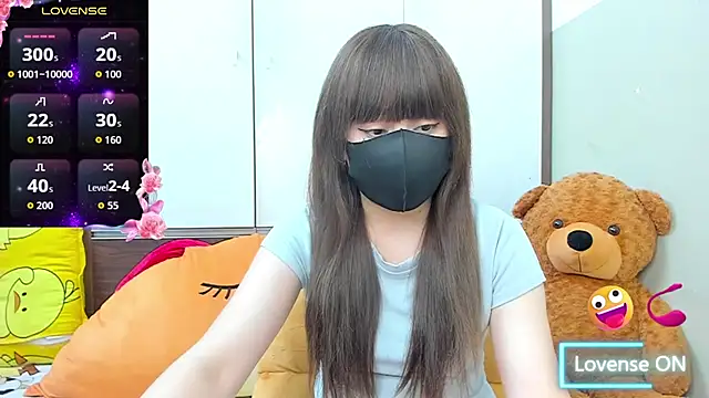 alonelove   online show from 06-22-26, 02:28