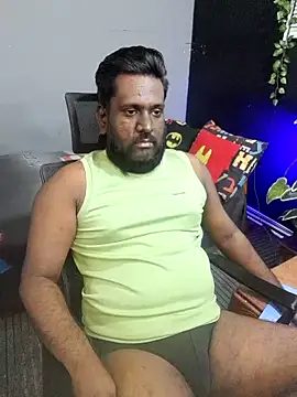 Rayansmith  online show from 11-17-25, 06:28