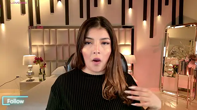 LisaMonroe  online show from 02-15-26, 08:52