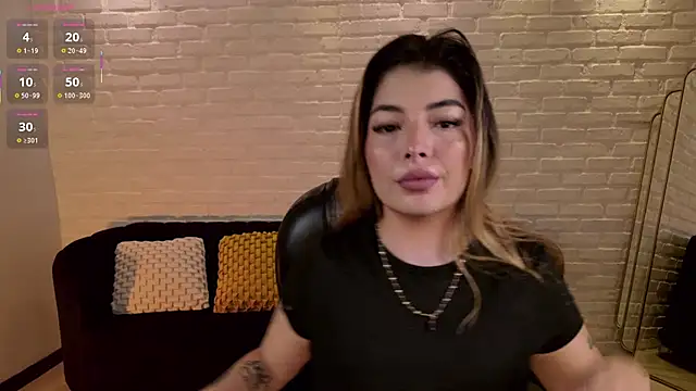 Snapshot of LisaMonroe_ chatting on 09-27-25, 06:58 LisaMonroe online show from 09-27-25, 06:58