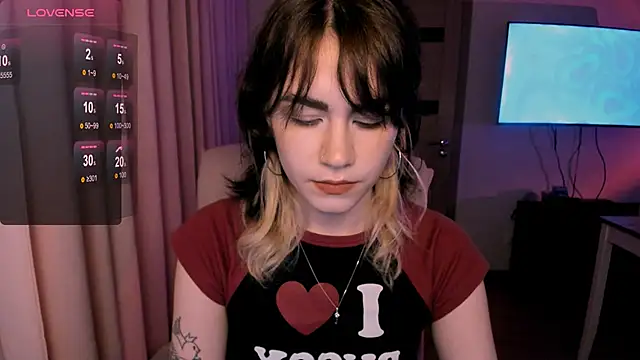 Snapshot of _selectrra chatting on 01-12-25, 02:19  selectrra online show from 01-12-25, 02:19