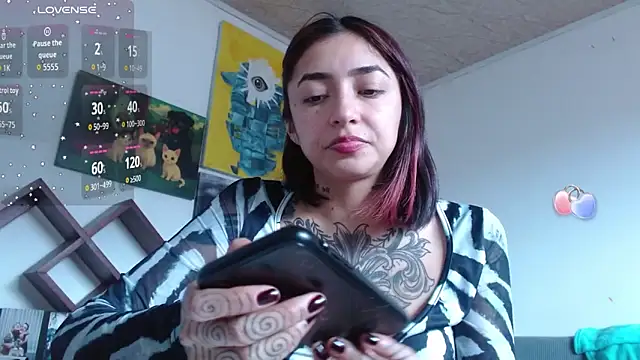 ZoeBakers  online show from 02-13-26, 05:24