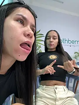 Snapshot of dominantandsubmissiveshow chatting on 02-26-25, 02:49 dominantandsubmissiveshow online show from 02-26-25, 02:49