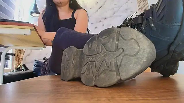 Sophie LittleS online show from 05-28-26, 12:55