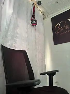 Snapshot of letiziia_sky1 chatting on 06-11-26, 07:55 letiziia sky1 online show from 06-11-26, 07:55