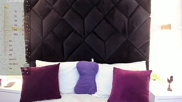 letiziia sky1 online show from 11-03-25, 08:12