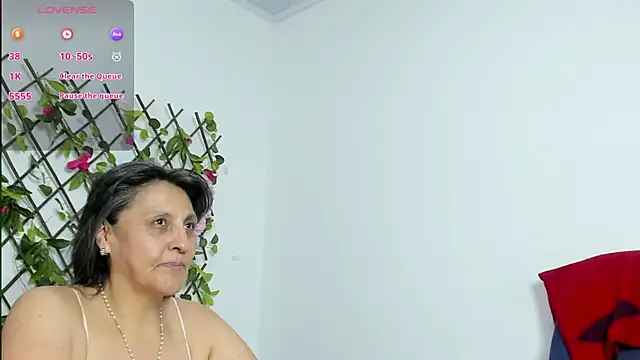 merlyna goldens online show from 11-19-25, 11:27