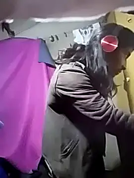 Snapshot of davidatration15 chatting on 01-19-25, 04:01 davidatration15 online show from 01-19-25, 04:01