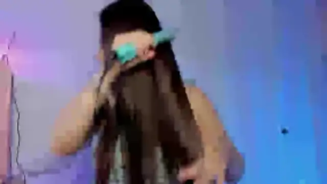 Snapshot of Lauryn_muller chatting on 06-05-26, 06:07 Lauryn muller online show from 06-05-26, 06:07