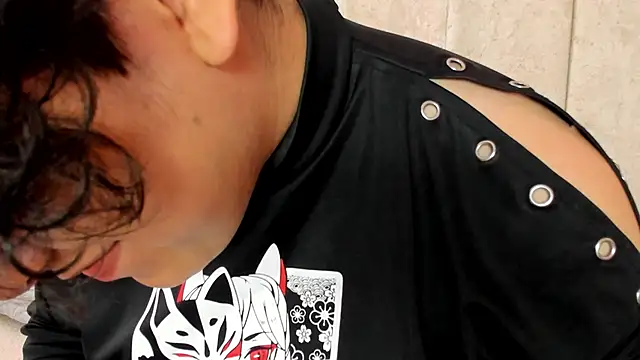 Snapshot of Satuurn_ chatting on 02-07-25, 03:52 Satuurn online show from 02-07-25, 03:52