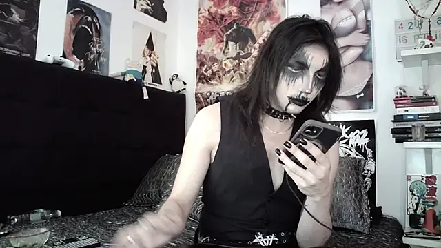 kiiler queen online show from 05-23-26, 04:39