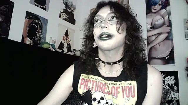 Snapshot of kiiler_queen chatting on 06-09-26, 07:04 kiiler queen online show from 06-09-26, 07:04