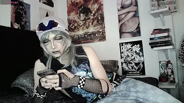 kiiler queen online show from 04-10-26, 05:20
