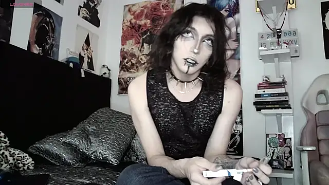 kiiler queen online show from 04-30-26, 07:54