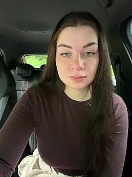 EllyNora online show from 06-12-26, 01:42